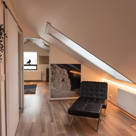 Scenic Penthouse - Ocean View & Skylight Windows Siglufjordur Exterior foto