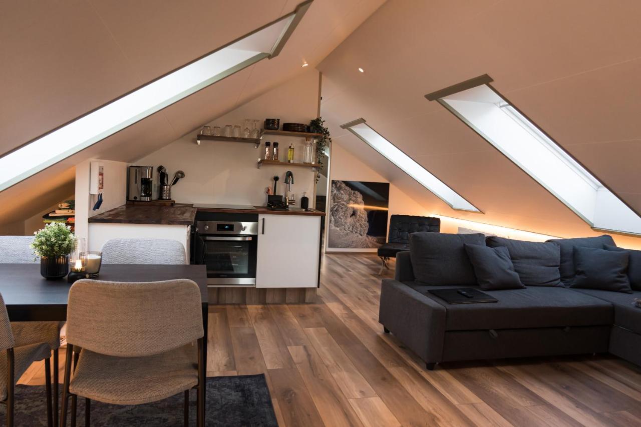 Scenic Penthouse - Ocean View & Skylight Windows Siglufjordur Exterior foto