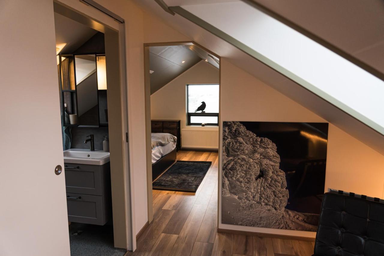 Scenic Penthouse - Ocean View & Skylight Windows Siglufjordur Exterior foto